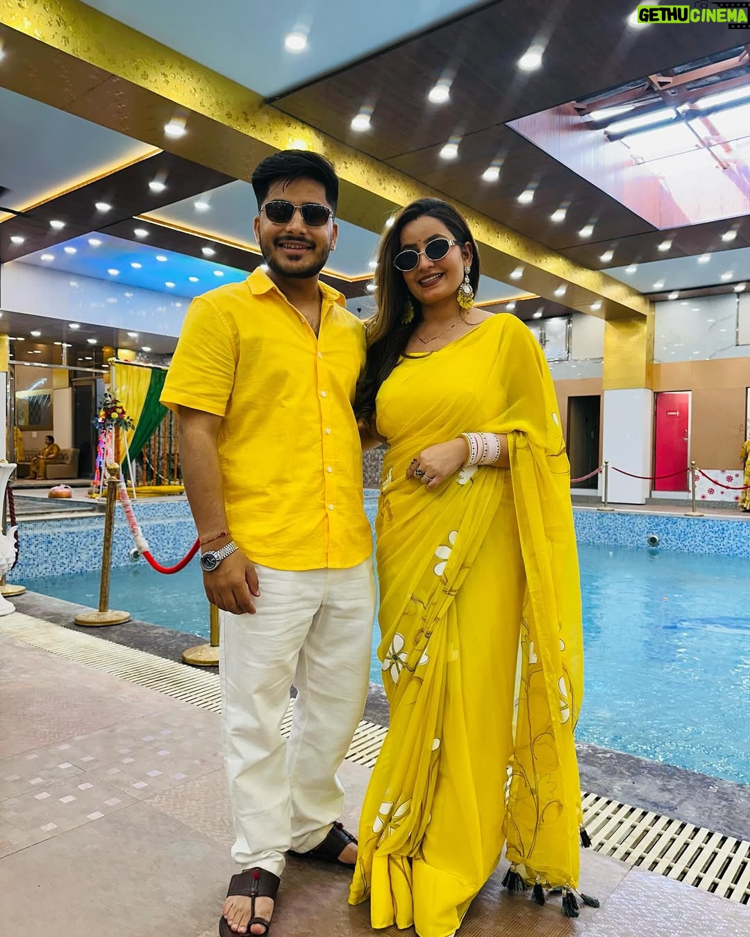 Poonam Raheja - 6.9K Likes - 🔆🏵️🌻🌼🍂💛🔅 

@this_is_sumesh 

#supu #thisissumesh #punurahejaofficial #love #foruyou #couple