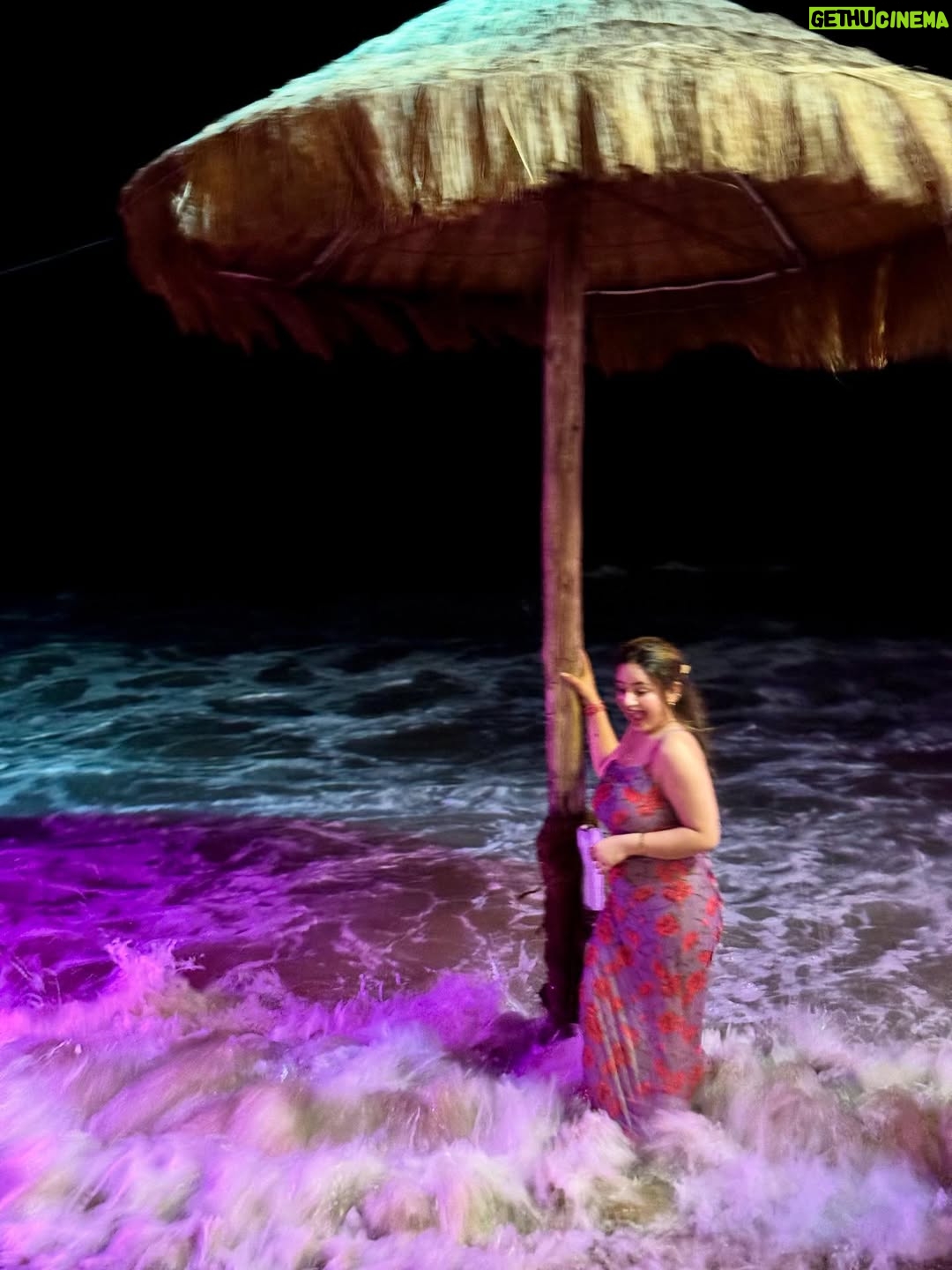 Poonam Raheja - 40K Likes - 🏝️ Mermaid 🧜‍♀️ Vibes 😘 

#punurahejaofficial #newpost #mermaid #trendingréels #viral #creators #beachbody #beachlifestyle #beachlovers #beachlovers #beachwaves #beachlover #beachdays