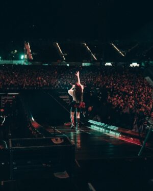 Poppy Instagram - Bogota with @linkinpark