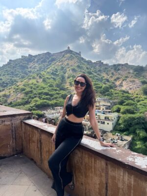 Pragya Jaiswal Instagram - Last 24 hours in the Pink City 💘💘 
Jaipur you took my breath away !! 
Can’t wait to be back again..