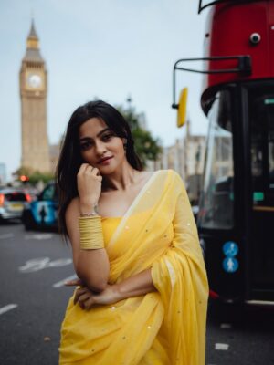 Prakruti Mishra Instagram - Straight out of a YRF frame ⚠️🌻💛
.
.
.
.
.
.
Wearing the @suta_bombay yellow saree 🔆
.
.
.
.
.
.
.
Shot & edited by @_always_more_photography 🤍
#londonphotographer 
#londonphotoshoot
