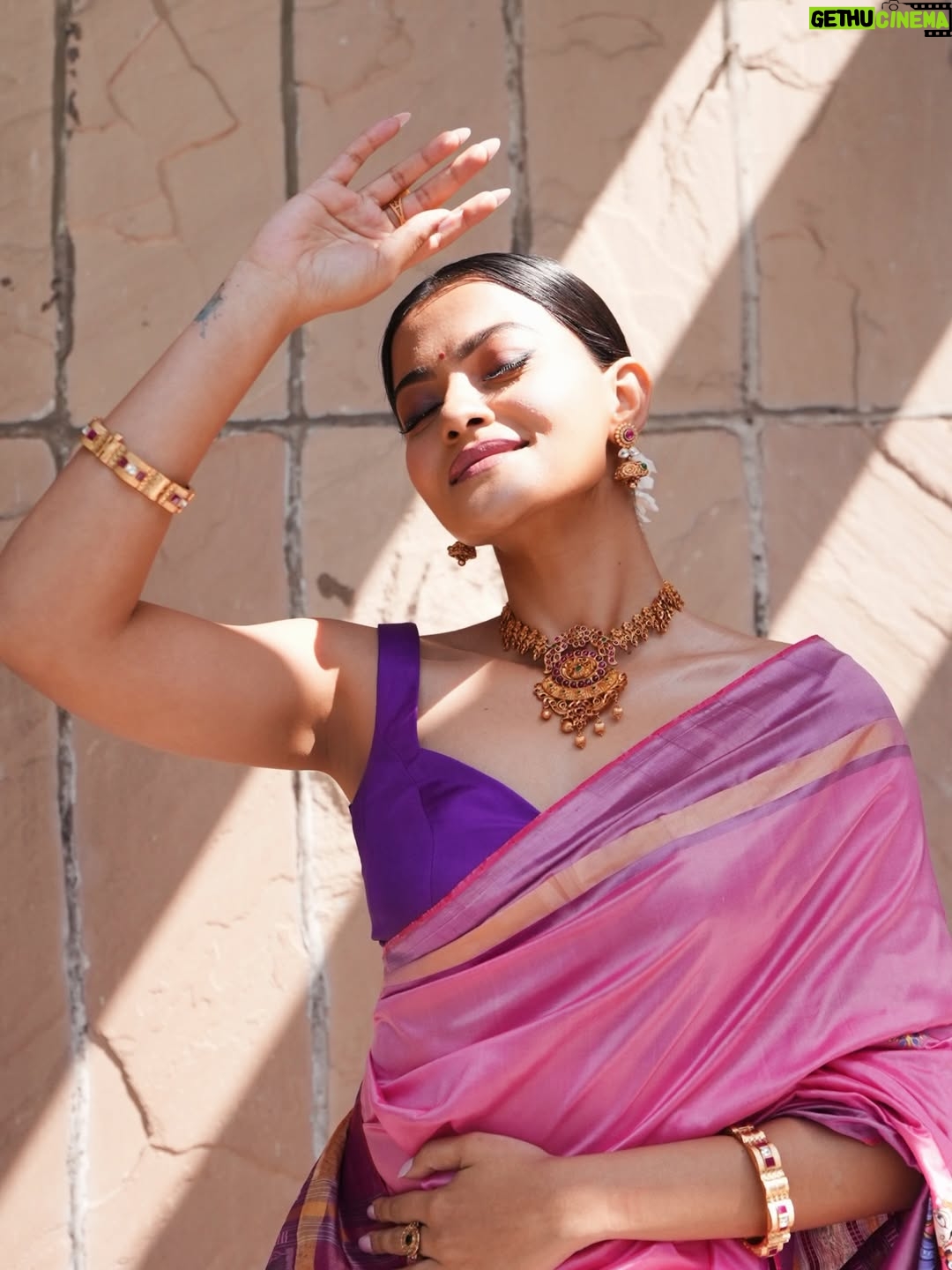 Prakruti Mishra - 42.9K Likes - From the lanes of Odisha to the honor of being a National Award Jury at this age , this journey has been nothing short of a blessing. I carry deep gratitude in my heart for the unconditional love, support, and faith my people have shown me since my childhood. Every role I’ve stepped into, every step I’ve taken you’ve stood by me, cheered for me, believed in me, and shaped me. Odisha, your warmth has been my strength, your blessings my guiding light. I owe this recognition to each and every soul who has been a part of this journey seen or unseen. This is not just my achievement, it’s ours. Thank you for loving me then, now, and always. Grateful beyond words. 🙏❤️ 
.
.
.
.
.
Jewellery by @khimjijewellersofficial 
.
.
Saree by @reemlysdesignstudiobbsr 
.
.
MUA @sugandhkhannamakeup 
.
.
Shot by @afterdarkproduction__28 

#Gratitude  #ThankfulHeart #RootedAndRising”