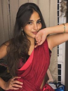 Actress Pranavi Manukonda HD Photos and Wallpapers October 2025