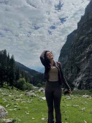 Pranjali Sing Instagram - no better feeling than this!! ⛰️⛅️
.
.
.
.
.
.
#singhpranjali #foryou #fyp #mountain #pinterest #pinterestaesthetic #pinterestinspired #explorepage