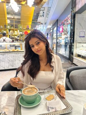 Pranjali Sing Instagram - quick coffee run
.
.
.
.
.
.
.
.
#singhpranjali #pinterest #pinterestaesthetic #pinterestinspired #fyp #foryou #explorepage
