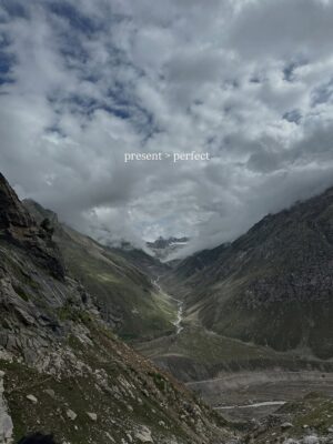 Pranjali Sing Instagram - no better feeling than this!! ⛰️⛅️
.
.
.
.
.
.
#singhpranjali #foryou #fyp #mountain #pinterest #pinterestaesthetic #pinterestinspired #explorepage