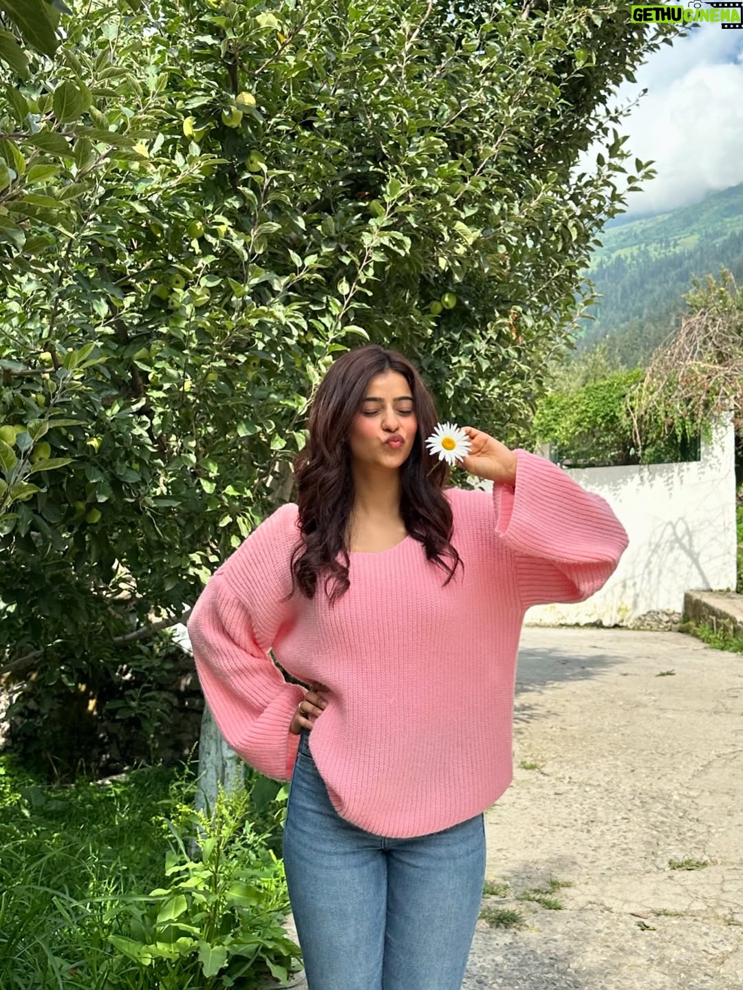 Pranjali Sing - 41.1K Likes - silly of me to forget that I am the love of my life 
.
.
.
.
.
#pinterest #pinterestaesthetic #pinterestinspired #foryou #fyp #explorepage #pink