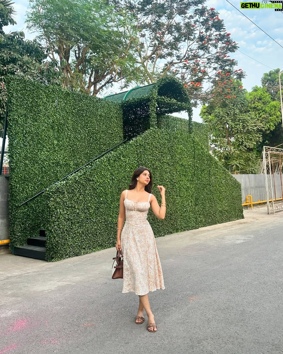Pranjali Sing - 14.5K Likes - did you miss me?

outfit @selcouth_india .
.
.
.
.
.
.
#singhpranjali #fyp #foryou #pinterest #pinterestinspired #pinterestaesthetic #explorepage