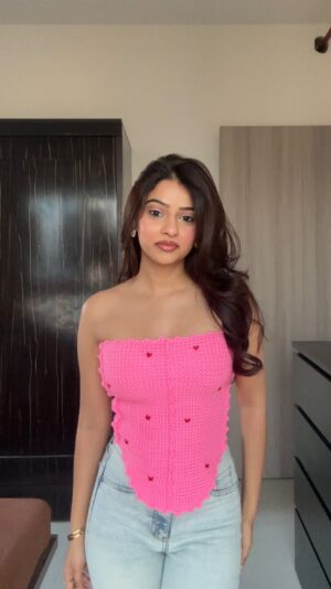 Pranjali Sing Instagram - say hello to these cute tops 💘
 
top @midst.in 
.
.
.
.
.
#singhpranjali #whatiwore #pinterestaesthetic #pinterestinspired #pinterest #crochet #foryou #fyp #explorepage