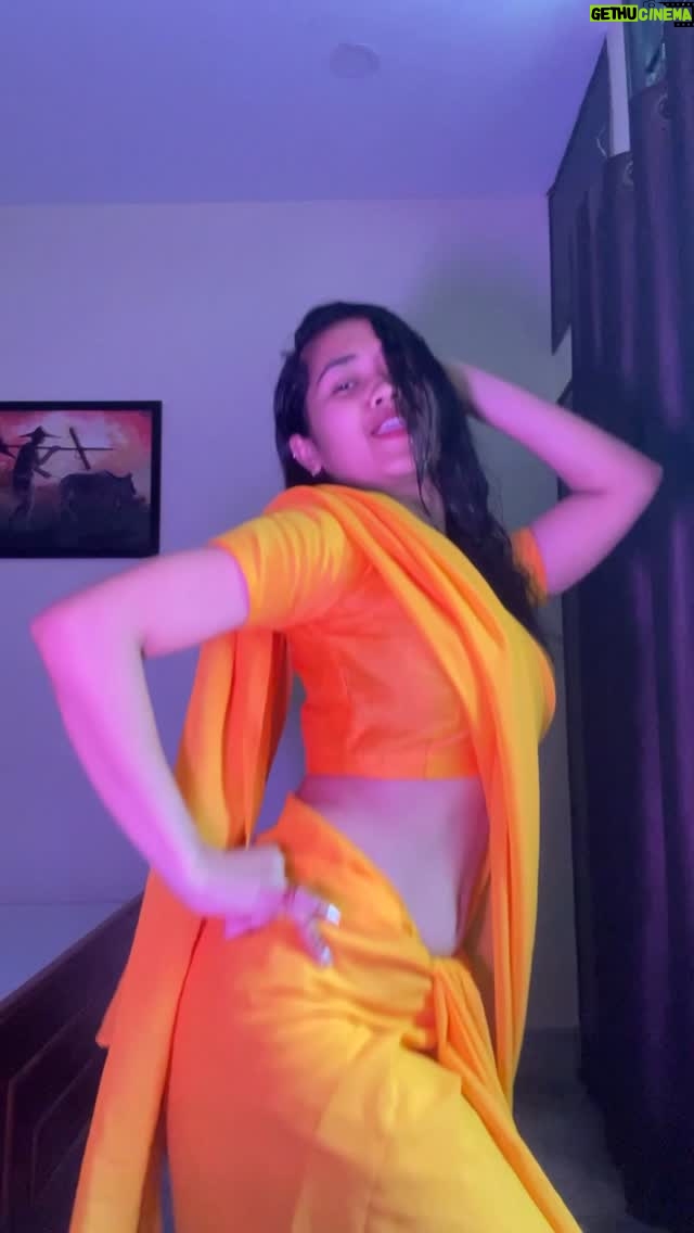 Prarthana Sonowal - 6K Likes - 🤫