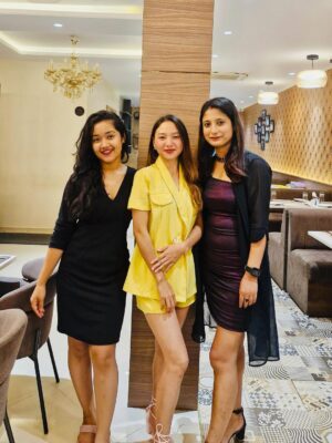 Prarthana Sonowal Instagram - Good friends,good vibes, good life😍pure good vibes only♥️🌸