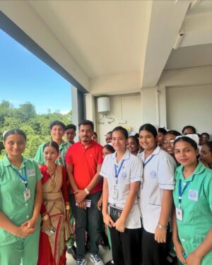 Prarthana Sonowal Instagram - লগ পাই ভাল লাগিল সচাই 😍মই আৰু মোৰ students লগত🔥 ভাল লগা কেইটামান moment🔥