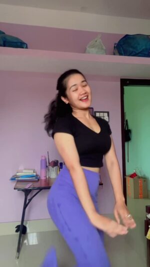 Prarthana Sonowal Instagram - Kheli Meli 🥰
Beautifully Sung by:- @priyanka_bharali_official24
❤️
.
অহা ২০ জুলাইত গীতটিয়ে শুভমুক্তি লাভ কৰিব PIYANKA BHARALI (Youtube Channel) ত
.
Keep Making Reels on this beautiful song and collab us 🥰
@priyanka_bharali_official24
@axom_creators
@taruntanmoy_
@tune_city_
#axom_creators #newsong #assamesesong