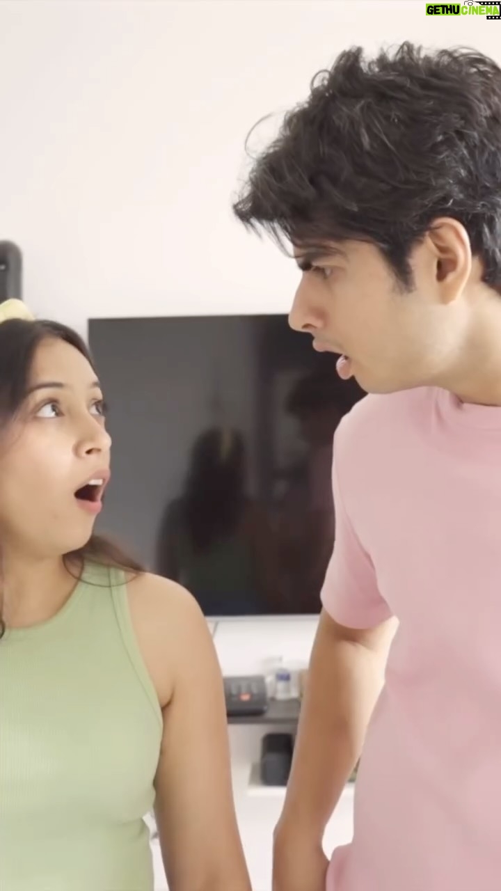 Prattishtha Sharma - 86.5K Likes - Privacy In Indian Family 🤣 Part 8
.
Link in Bio 💣
.
.
#privacy #mummy #viralreels #reelitfeelit #trendingnow #desicomedy #middleclass #indianparents #brownparents #relatablememe #indiancomedy #pregnant #chidiyaghar #youtube #comedy