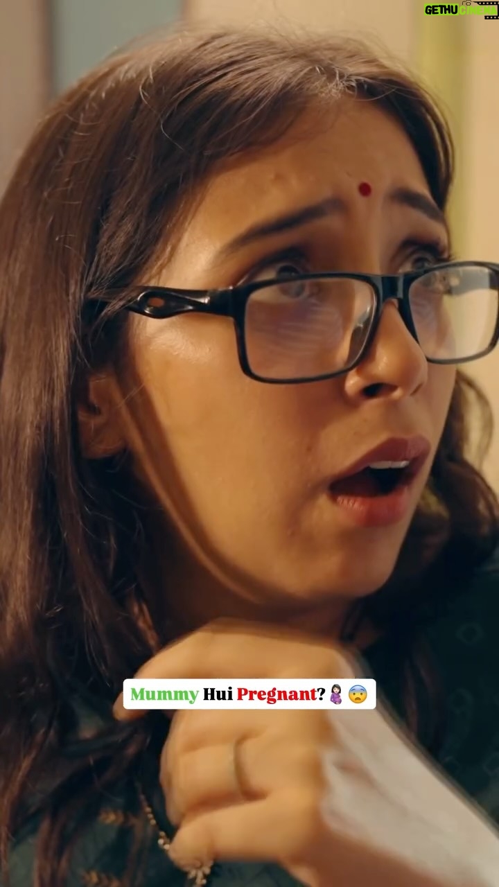 Prattishtha Sharma - 375K Likes - Privacy in Indian Family 🤣 Part6
.
.
Full Video Link in Bio✨😂
.
.
#indianfamily #mummy #desicomedy #trendingnow #desicouple #papa #relatablememe #chidiyaghar #viralreels #indianparents #couplememes