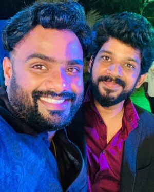 Praveen Devasagayam Instagram - Bunch of Favourites!! 

Swipe Right ➡️

#Bunnyboybirthday #Vijaytv #Squad #Team #collegues #Vijaystars #birthdaycelebration #Chennai #workmode #seasonsgreetings #Lights #Love 
@vijaytelevision 

@praveen.bennett @saipramoditha thank you so much for the Lovely Evening anna and anni!