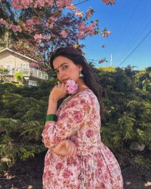 Preet Aujla Instagram - The last two are my favourite🌸🤍