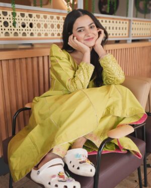 Preet Aujla Instagram - 🤍✨
@goreyannaallagdizameenjattdi in theatres October 18