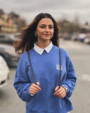Preet Aujla Instagram - 🎓🤓