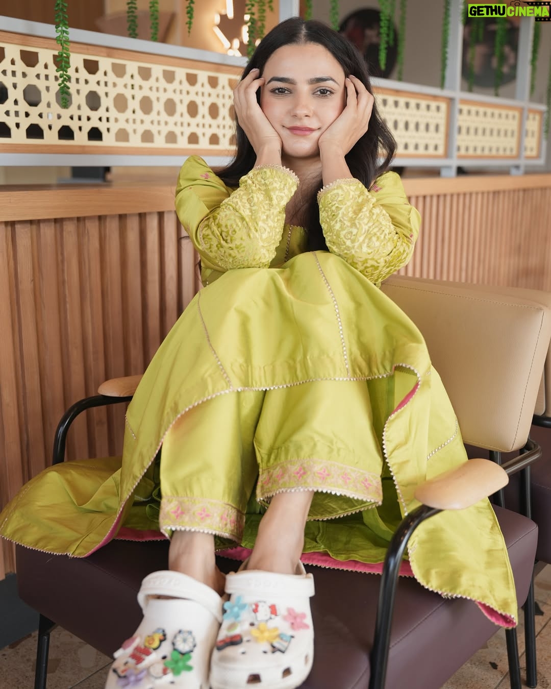 Preet Aujla - 16.8K Likes - 🤍✨

@goreyannaallagdizameenjattdi in theatres October 18