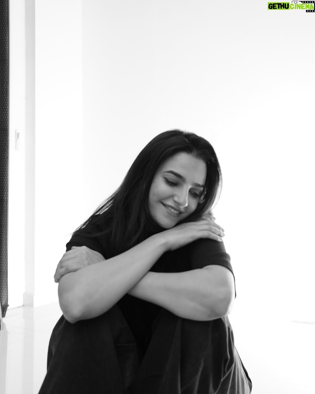 Preet Aujla - 12.7K Likes - 🖤🤍

📸 @kartik.arora720