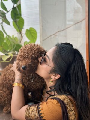 Preethi Sharma Instagram - 🌼🪞🦢

 Wearing @onlinegits_ 🤎🧡

#halfsaree #ethnic #traditional #homesweethome #whiskey🐾 #lucky🐶 #mykids #bestrong #bepositive #beyou #preefam☮️ #preevibes☮️ #preelovesyou☮️