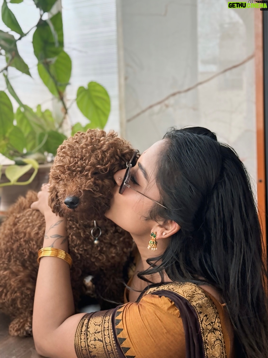 Preethi Sharma - 276.6K Likes - 🌼🪞🦢

 Wearing @onlinegits_ 🤎🧡

#halfsaree #ethnic #traditional #homesweethome #whiskey🐾 #lucky🐶 #mykids #bestrong #bepositive #beyou #preefam☮️ #preevibes☮️ #preelovesyou☮️