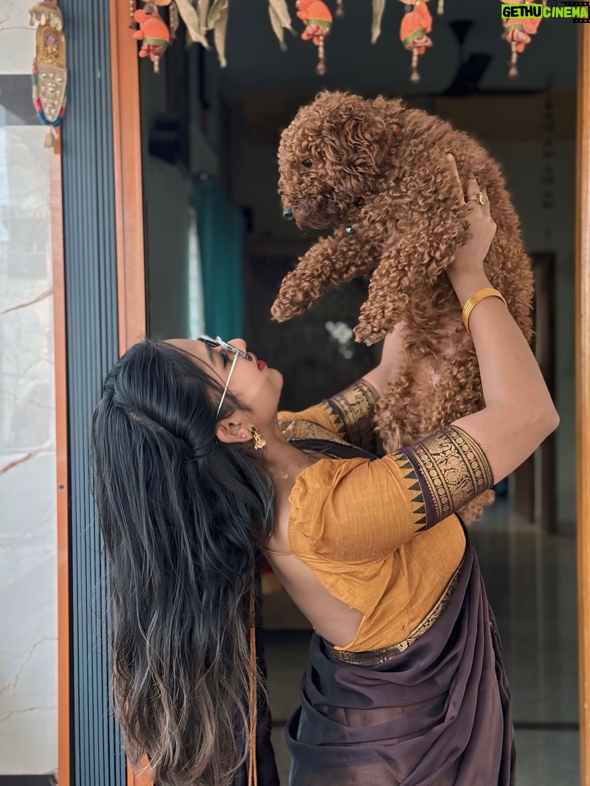 Preethi Sharma - 276.6K Likes - 🌼🪞🦢

 Wearing @onlinegits_ 🤎🧡

#halfsaree #ethnic #traditional #homesweethome #whiskey🐾 #lucky🐶 #mykids #bestrong #bepositive #beyou #preefam☮️ #preevibes☮️ #preelovesyou☮️