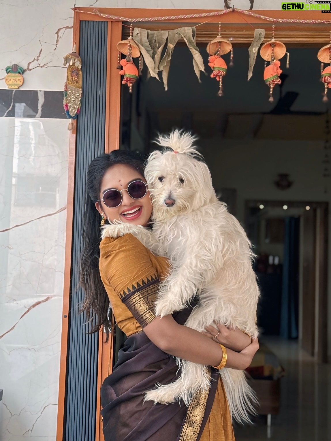 Preethi Sharma - 276.6K Likes - 🌼🪞🦢

 Wearing @onlinegits_ 🤎🧡

#halfsaree #ethnic #traditional #homesweethome #whiskey🐾 #lucky🐶 #mykids #bestrong #bepositive #beyou #preefam☮️ #preevibes☮️ #preelovesyou☮️