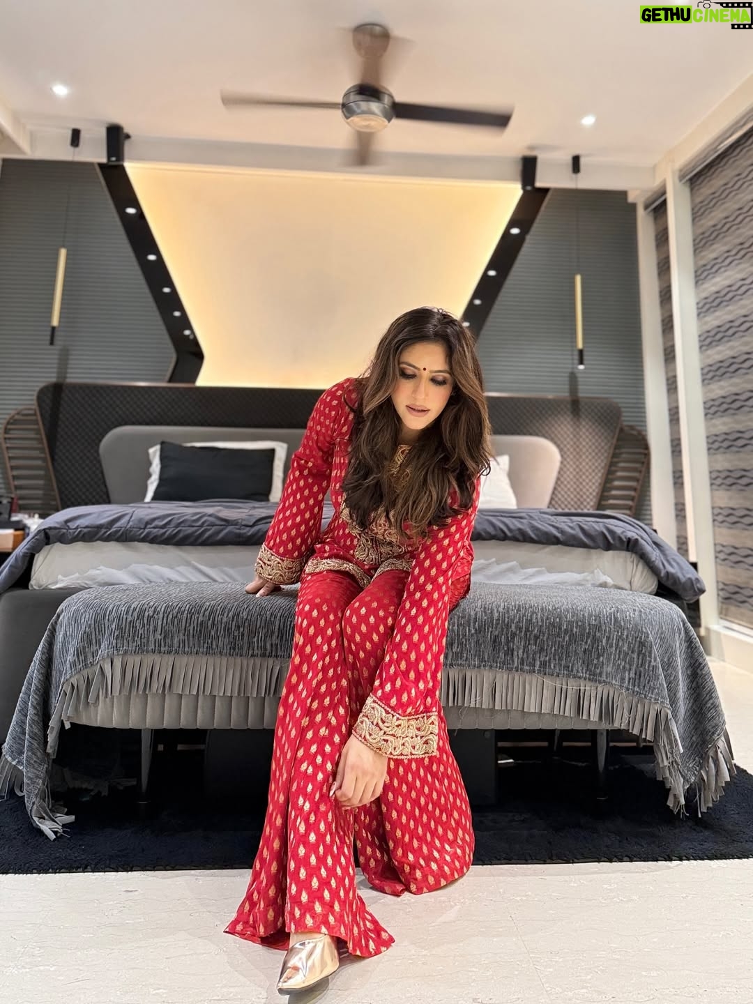 Preeti Chawla - 2.9K Likes - I just have to share about this gorgeous brand — @labelsbyshreya Truly one of the best ethnic wear brands out there. They customized this stunning outfit for me, and it fits like it was made just for me — no alterations needed at all. The color palette, the design, the finishing… everything is just perfect.

Wearing this feels like a celebration in itself — honestly, one of the most beautiful outfits I’ve worn recently. And with Karwa Chauth, Diwali, and so many festivities coming up, this can be your festive outfit too.

Take the cue and make the most of the season — order yours from @labelsbyshreya . Trust me, you’ll love it