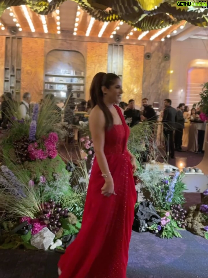 Preeti Chawla - 5.4K Likes - Because every celebration deserves a red saree moment.
Saree @reynutaandon 
Jewelry @raabtabyrahul 
MUA @monika_arora_mua @crunchynailbar