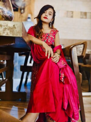 Preeti Kumari Instagram - सादगी से बड़ा कोई गहना नई 😍 #photoshoot #photo #photography #photographer #photooftheday #traditional#tutubarbie💃💃