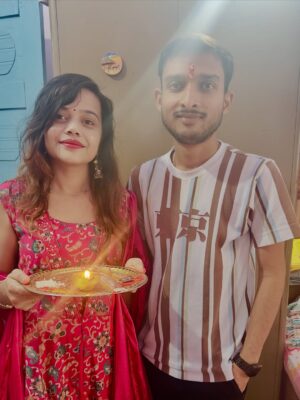 Preeti Kumari Instagram - हल्दी है तो चंदन है राखी है तो रिश्तों का बंधन है🤗🌼#insta #post#photo #photoshoot #rakshabandhan #celebration #photographer #tutubarbie💃💃