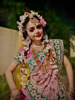 Preeti Kumari Instagram - Kaisa laga mera makeup 🤗 #radharani #makeup #getup #photoshoot #photos #photo #photography #photooftheday #tutubarbie💃💃