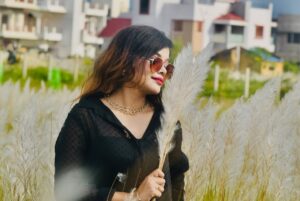 Preeti Kumari Instagram - Nature wali vibe🍀🍁#photoshoot #post #photos #photo #photography #photooftheday #nature #photogram #trend #tutubarbie💃💃