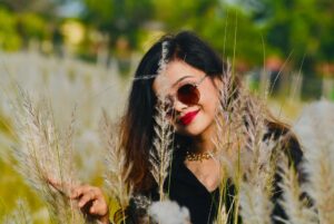 Preeti Kumari Instagram - Nature wali vibe🍀🍁#photoshoot #post #photos #photo #photography #photooftheday #nature #photogram #trend #tutubarbie💃💃