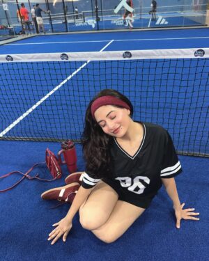 Preksha Makhija Instagram - paddle princess in her natural habitat 🏓
.
.
.
.
.
.
#paddle #pickleball #sportsgirl #pickleballislife #paddleball #tennis #sportslook #sportsoutfit
(Paddle, pickleball, tennis,sports, sports outfit, sports look sport outfit ideas)