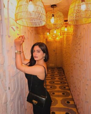Preksha Makhija Instagram - buy me books and tell me i am pretty🖤
.
.
.
.
.
.
.
.
#wednesday #blackdresses #morticiaaddams #blackoutfit #posesforpictures #luxury #fashion
(Soft luxury, Black dress outfit,GRWM black dress edition, Outfit inspo,
Timeless fashion, Closet essential, Old money vibes, Minimalist style, Evening glam, Capsule wardrobe)