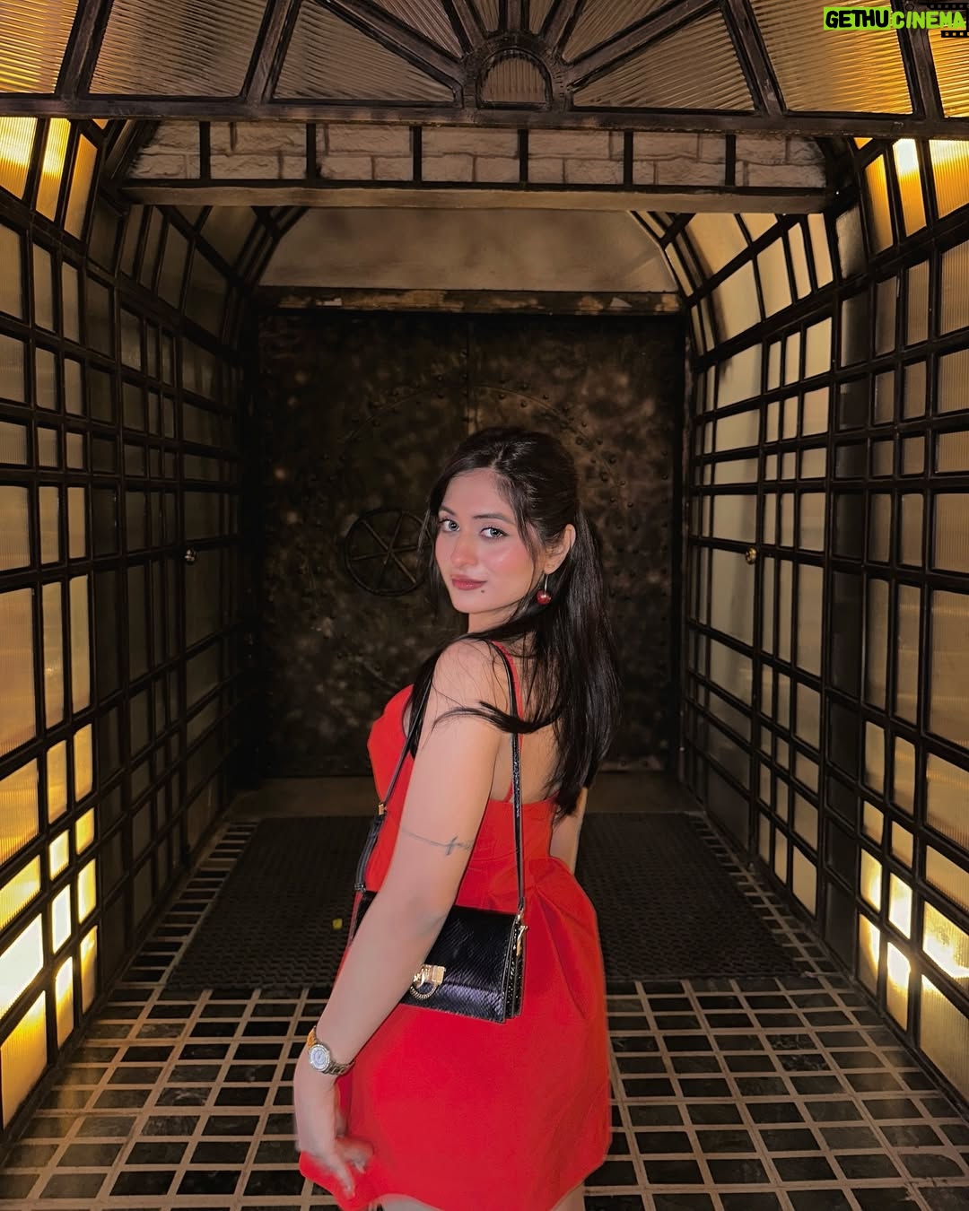 Preksha Makhija - 8.6K Likes - I’m a red flag but the material is quality🆘❤️‍🔥⛳️
.
Comment for outfit deets🫶🏻
.
.
.
.
.
.
#redhead #red #redoutfit #reddress #redflags #instamood #instagram #ootd #posesforpictures