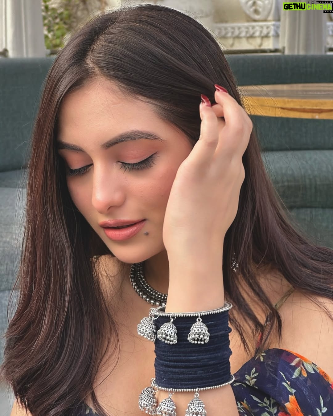 Preksha Makhija - 34.9K Likes - jhumka bareilly wala👀✨🤌🏻
.
comment for outfit deets💌
.
.
.
#jhumka #suit #ethnic #traditional #ethnicwears #explore #fypage
