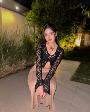 Preksha Makhija Instagram - maza nahi aa rha 2025 laga do🙂
.
.
comment/dm for outfit links
.
.
.
.
.
.
.
.
#aesthetic #islandlife #outfitinspo #ootd #posesforpictures #instamood #fyp #explore #blackoutfit