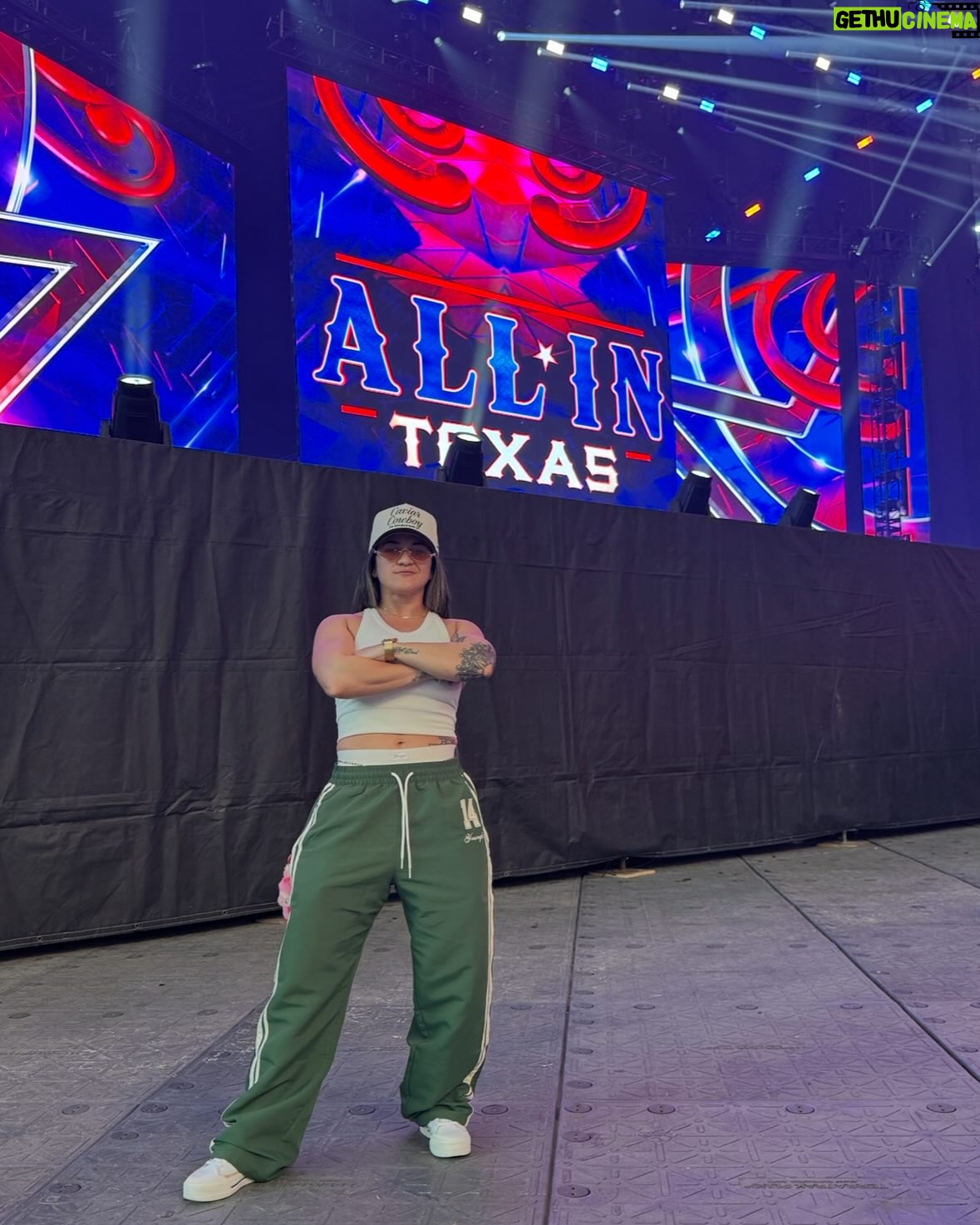Priscilla Zuniga - 2K Likes - ALL IN 

Dallas, TX 📍 

What a time 🤠