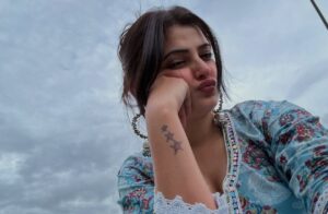 Prity Thista Instagram - Khid khid hnsdi☺️
.
.
.
.
.
.
.
.
.
.
.
#pritythista #insta #karanaujla_official #forareason #cute #instafit #instamood #instagram #viral #share #punjabi #trend #trendingsongs #trending #like