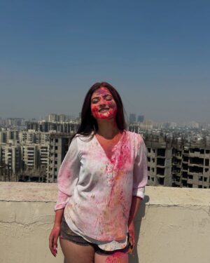 Prity Thista Instagram - Let’s play Holi🤭
.
.
.
.
.
.
.
.
.
.
.
#pritythista #holi #photo #trending #foryou