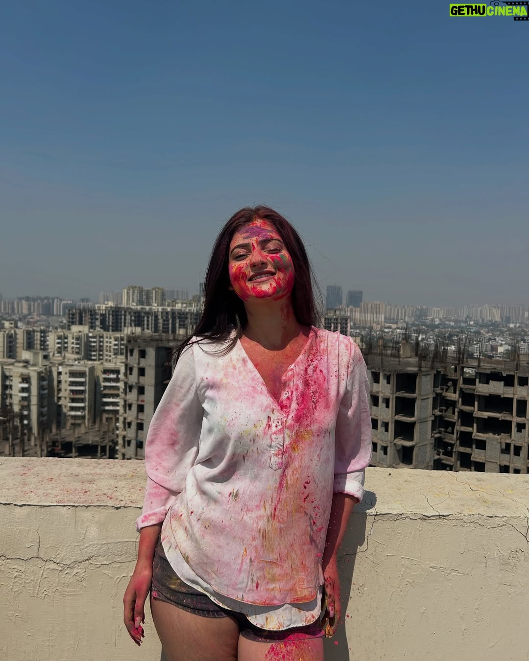 Prity Thista - 65.6K Likes - Let’s play Holi🤭 
.
.
.
.
.

.
.
.
.
.
.
#pritythista #holi #photo #trending #foryou