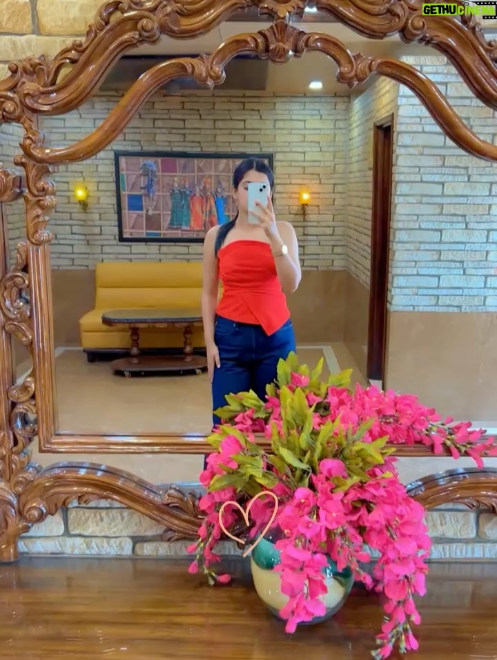 Prity Thista - 6.5K Likes - High on you✨
.
.
.
.
.
.
.
.
.
.
.
.
#pritythista #réel #instagram #insta #instamood #instapic #instaphoto #viral #cute #shimla #solan #nature #picture #pictureoftheday #photos #ootd