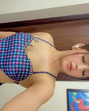 Prity Thista Instagram - Going high🎶 
.
.
.
.
.
.
.
.
.
.
. 
#insta #instapic #instagram #instagood #pic #pictureoftheday #selfi #goinghigh #virałreels #picture #cute #hot #like #like4like #likes #instagirl #save #trend #share