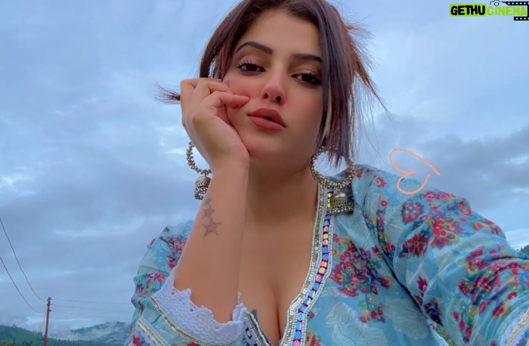 Prity Thista - 37.6K Likes - Khid khid hnsdi☺️ 
.
.
.
.
.
.
.

.
.
.
.
#pritythista #insta #karanaujla_official #forareason #cute #instafit #instamood #instagram #viral #share #punjabi #trend #trendingsongs #trending #like