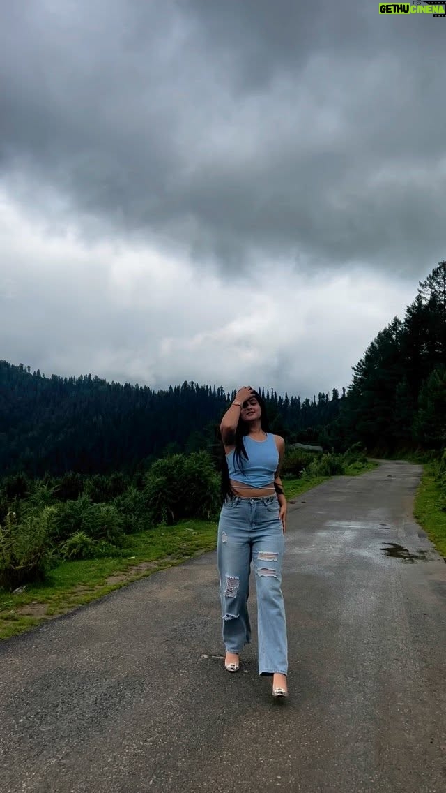 Prity Thista - 27.6K Likes - Saiyaara🫀 
.
.
.
.
.
.
.
.
.
.#pritythista #reels #trendingreels #instagram #ｓａｉｙａａｒａ #saiyaara❤️ #saiyara #vanibatra #krishkapoor #aneetpadda #ahanpandey #viral #viralvideos #trending ng