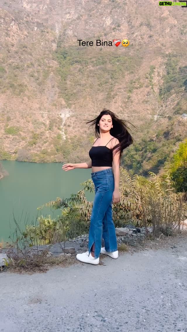 Prity Thista - 4.9K Likes - Tere Bina🫠 
.
.
.
.
.
.
.
.
.
.
.#pritythista #reels #trendingreels #instagood #instagram #viral #popular #palpal